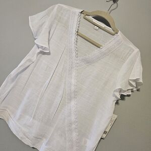 Counterparts White Lace Trim Blouse